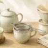 茶こしの代わりになる細目ざるやコーヒーフィルターのイラスト